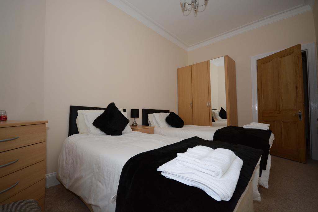 Townhead Apartments Glasgow Airport Paisley Szoba fotó